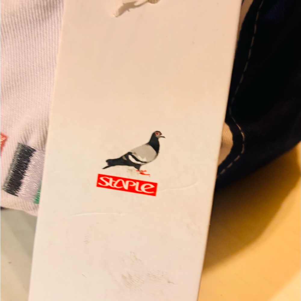 Staple Pigeon White and Navy Cap